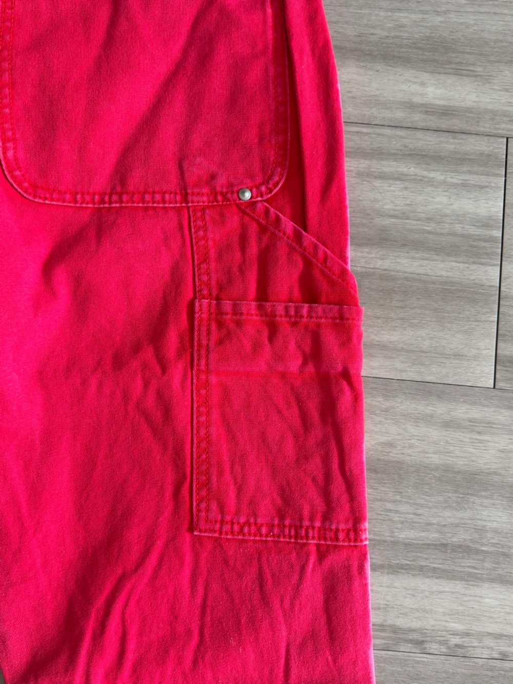 Mens Bright Pink/Red Utility Pocket Skirt Jeans! (38) flare - Picture 4 of 8